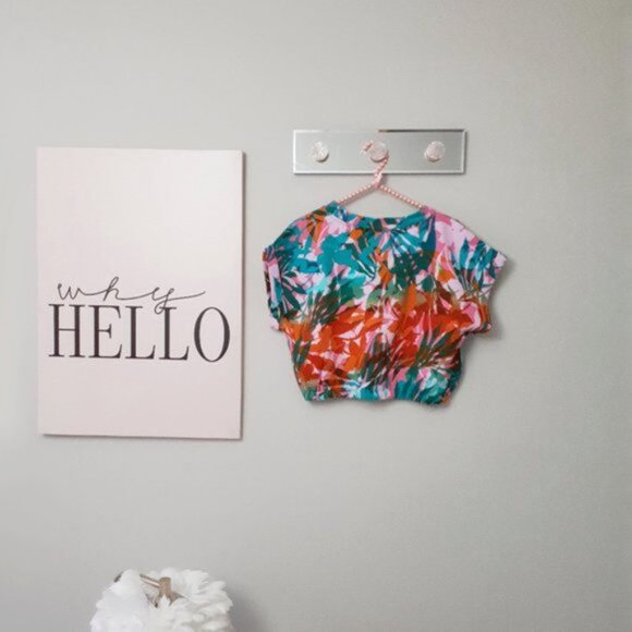 NWT Juicy Couture palm print cotton French Terry crop top - Picture 3 of 3